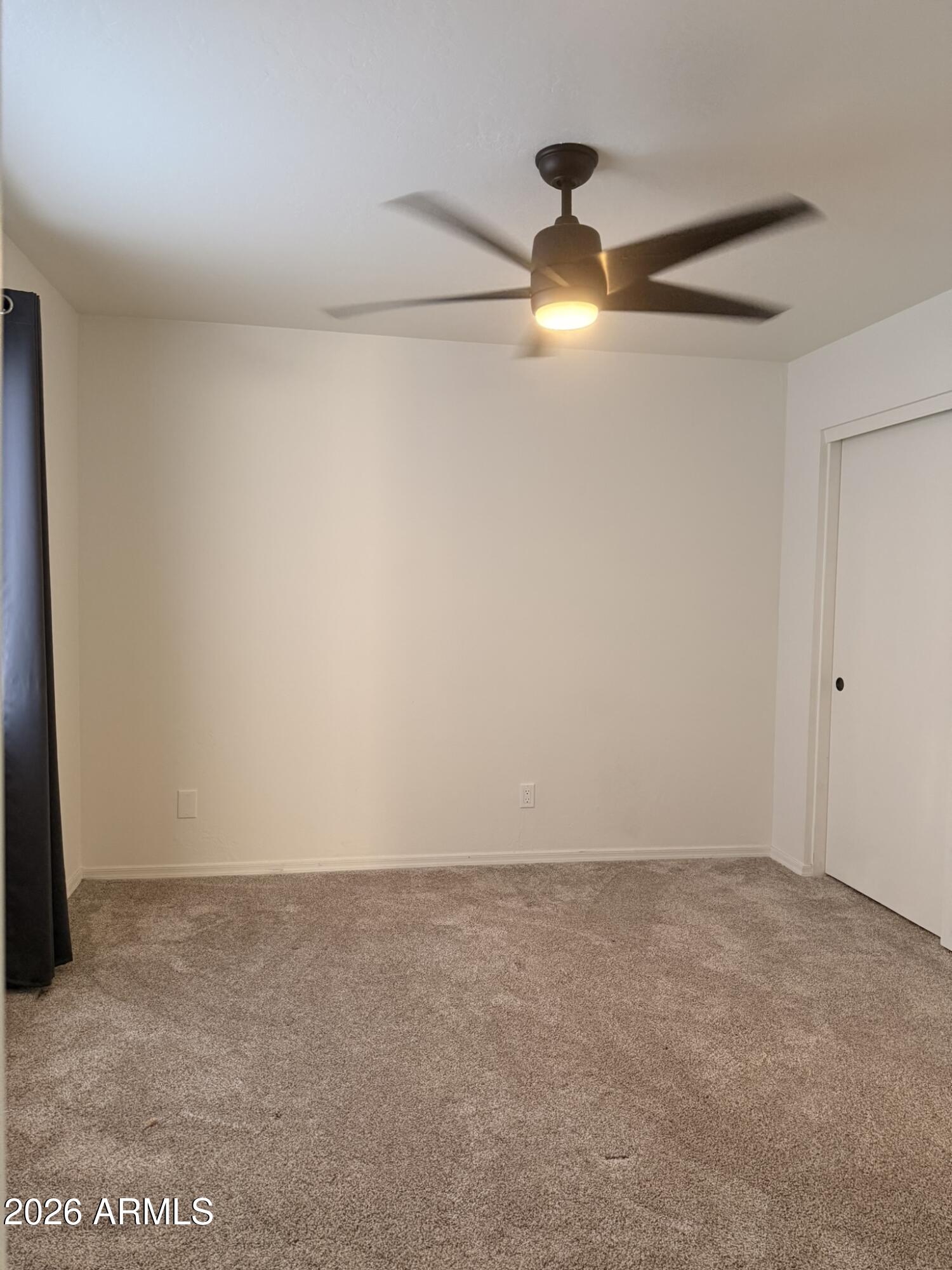 2554 West Kathleen Road Phoenix, AZ 85023 - Photo 15 of 22 a view of an empty room