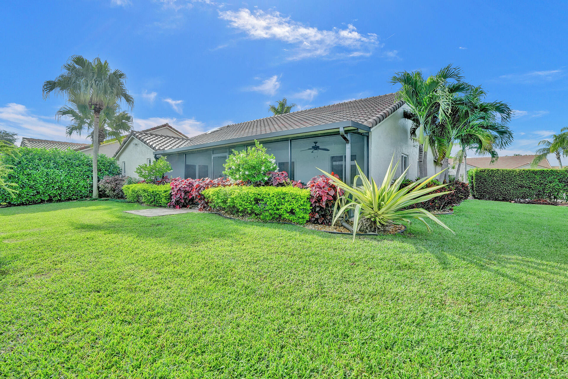 8675 Eagle Run Drive Boca Raton, FL 33434 - Photo 4 of 71 DSC08176