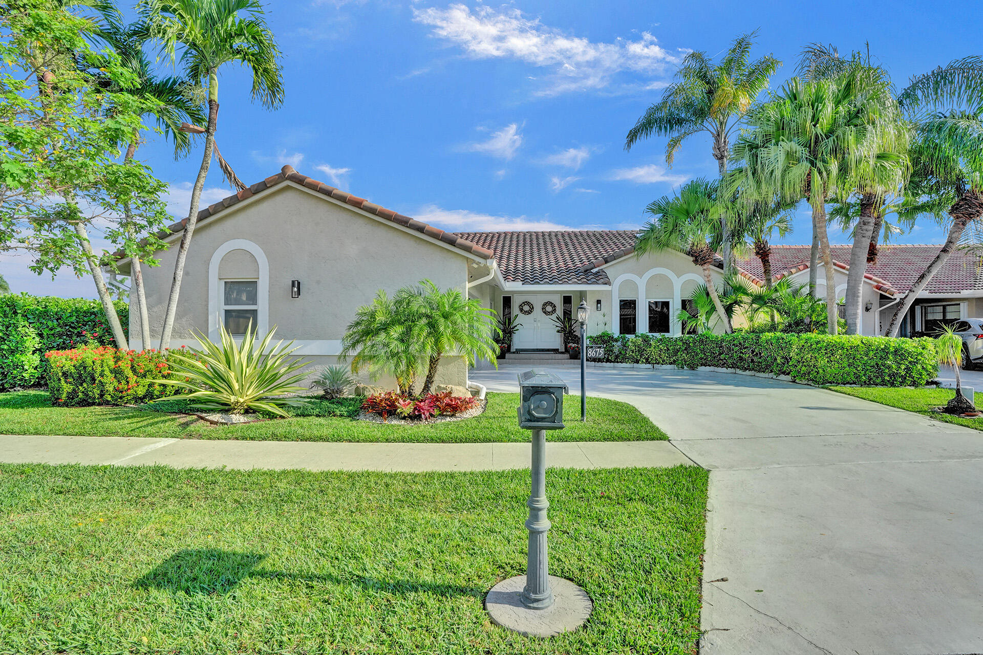 8675 Eagle Run Drive Boca Raton, FL 33434 - Photo 5 of 71 DSC07999