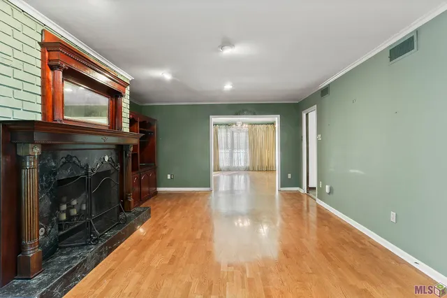 $365,000 | 1139 East Riveroaks Drive, Baton Rouge, LA 70815