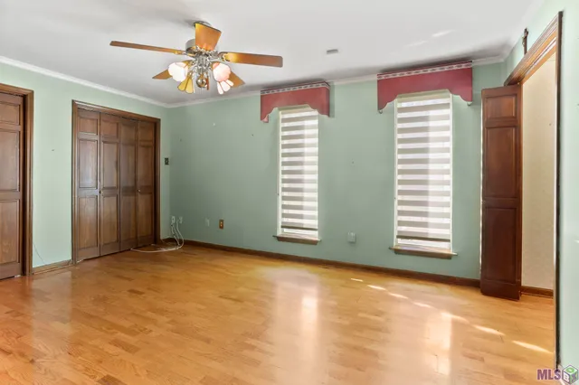 $365,000 | 1139 East Riveroaks Drive, Baton Rouge, LA 70815