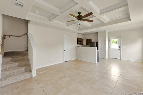 $1,595 | 6615 Arancione Avenue, Unit 103, San Antonio, TX 78233