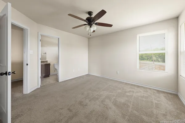 $1,595 | 6615 Arancione Avenue, Unit 103, San Antonio, TX 78233