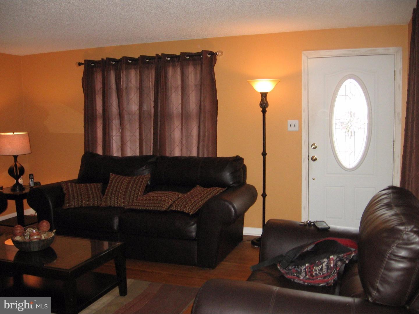 1410 Powell Road Brookhaven, PA 19015 - Photo 3 of 24