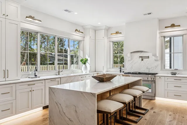 $4,995,700 | 1335 Erckmann Drive, Mount Pleasant, SC 29464