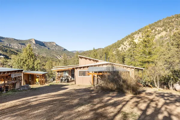$521,000 | 750 San Diego Loop, Jemez Springs, NM 87025