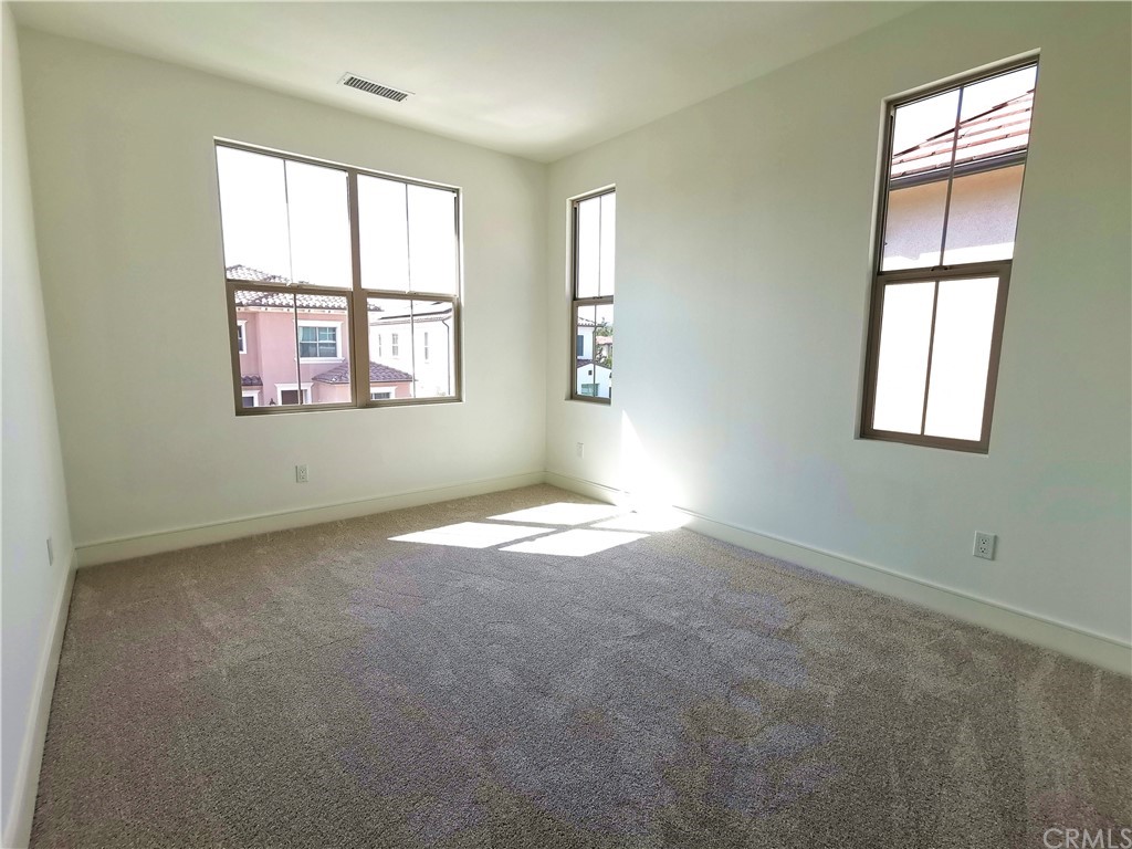 128 Abalone Irvine, CA 92620 - Photo 20 of 35