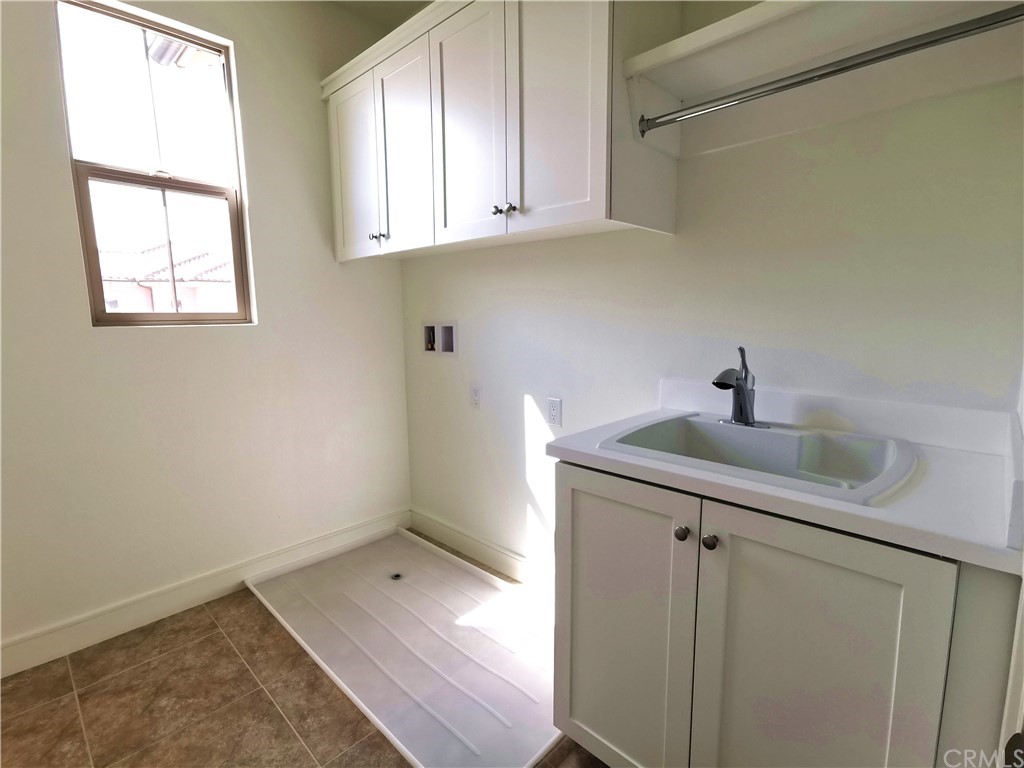 128 Abalone Irvine, CA 92620 - Photo 24 of 35