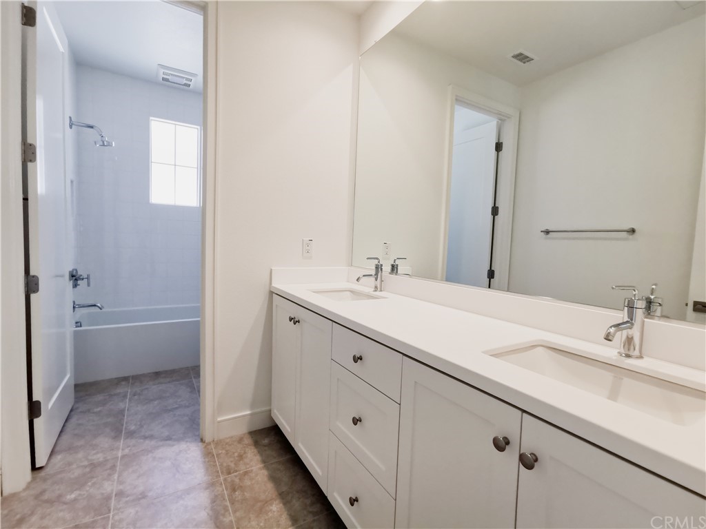 128 Abalone Irvine, CA 92620 - Photo 25 of 35