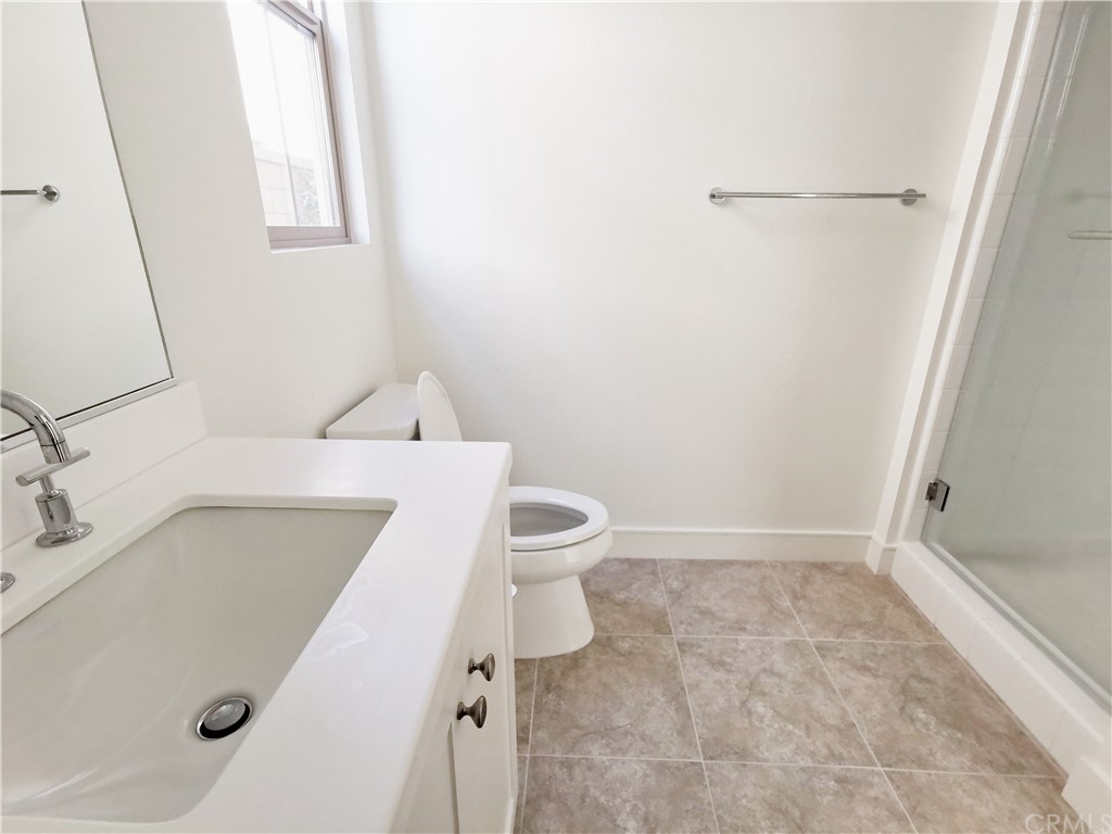 128 Abalone Irvine, CA 92620 - Photo 6 of 35