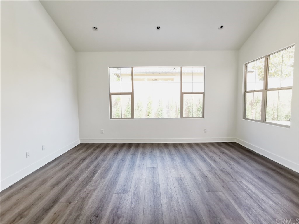 128 Abalone Irvine, CA 92620 - Photo 9 of 35