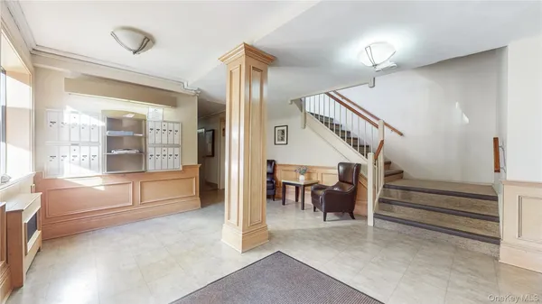 a view of entryway and hall