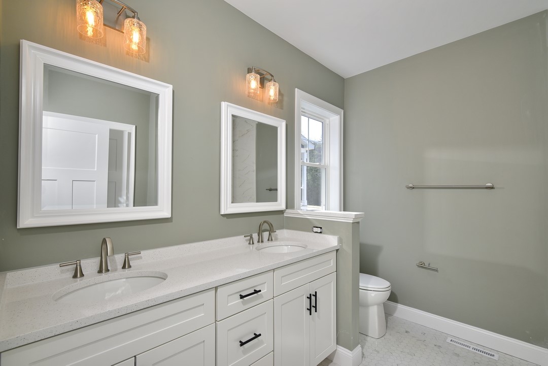 29 Sunset Lk Circle Coventry, RI 02816 - Photo 11 of 28