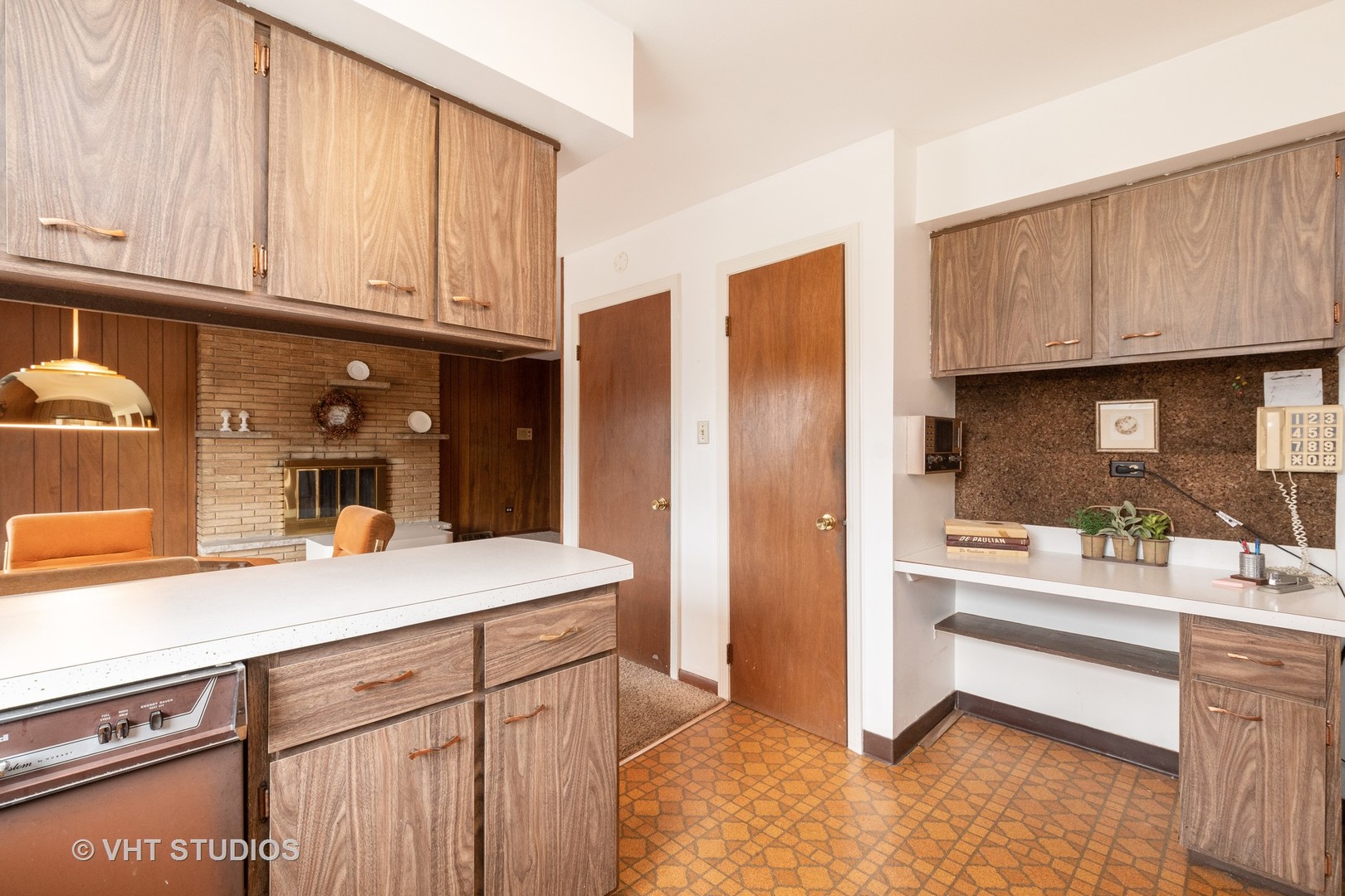 2849 Willow Road Homewood, IL 60430 - Photo 5 of 15