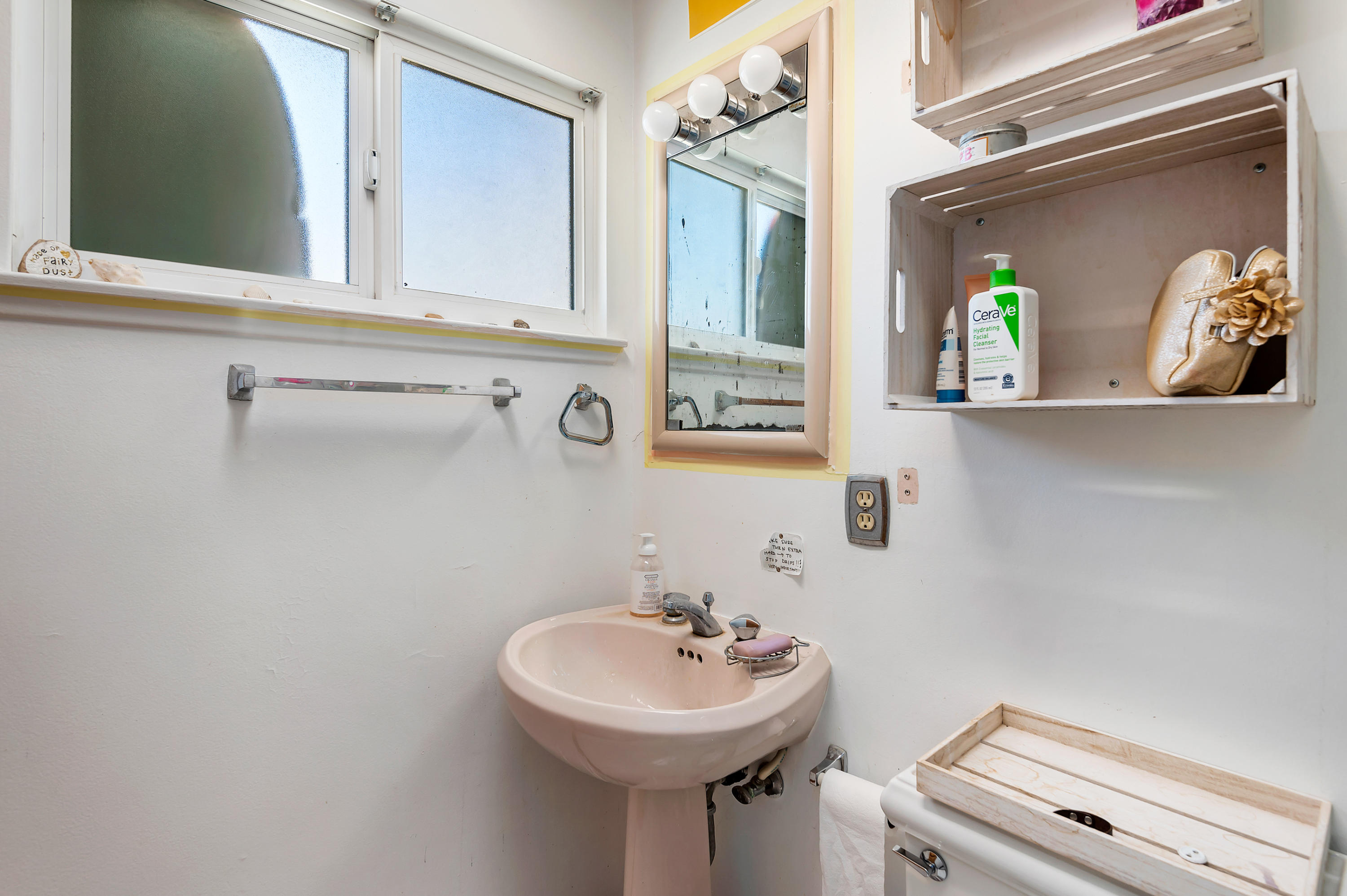 6894 Pasado Road Goleta, CA 93117 - Photo 11 of 18 Bathroom 1