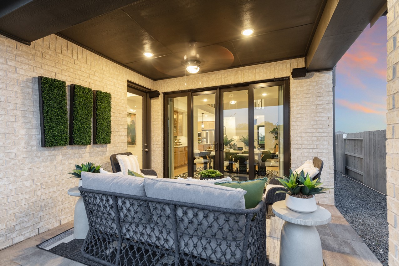 5507 Mango Blfs Street Manvel, TX 77578 - Photo 37 of 49 Patio