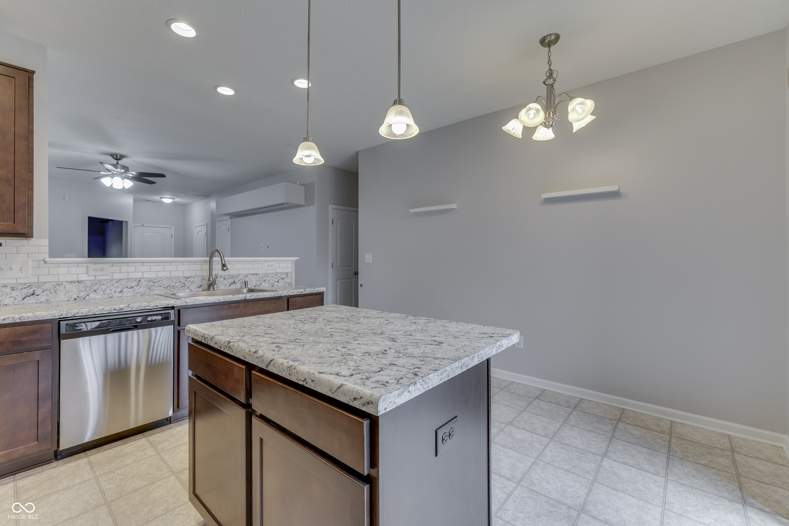 202 Longleaf Lane Greenfield, IN 46140 - Photo 15 of 39