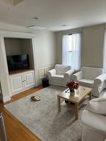 $5,000 | 190 L Street, Unit 3, Boston, MA 02127