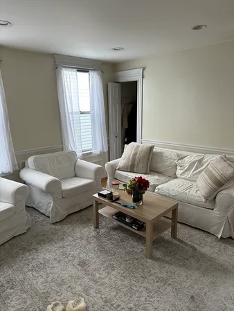 $5,000 | 190 L Street, Unit 3, Boston, MA 02127