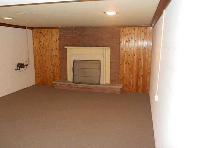 1646 Yorkshire Court Springfield, OH 45503 - Photo 12 of 16 Gallery Image 12