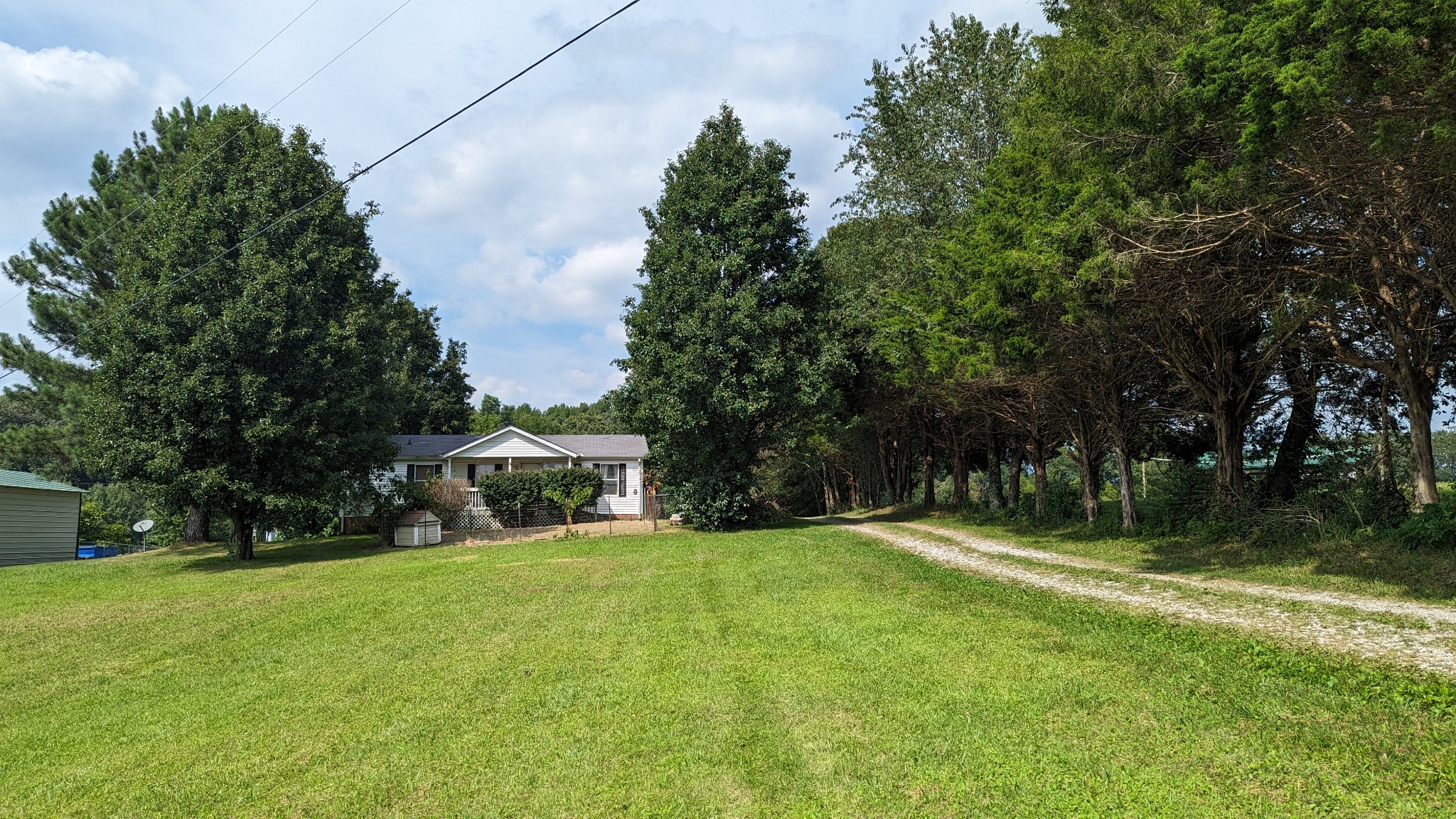 1473 North Sumner Road Bethpage, TN 37022 - Photo 3 of 40
