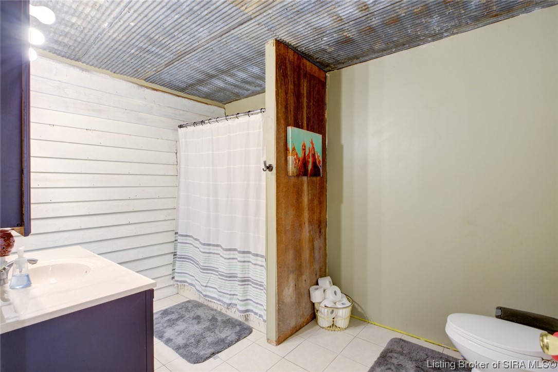 6606 North Marshall Road Campbellsburg, IN 47108 - Photo 14 of 35