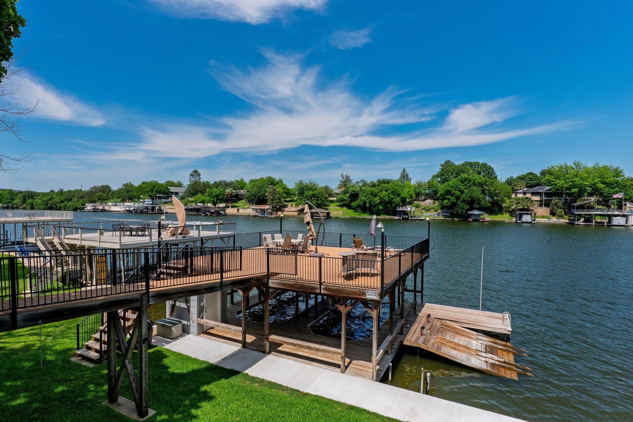 208 Riverside Drive Kingsland, TX 78639 - Photo 15 of 39