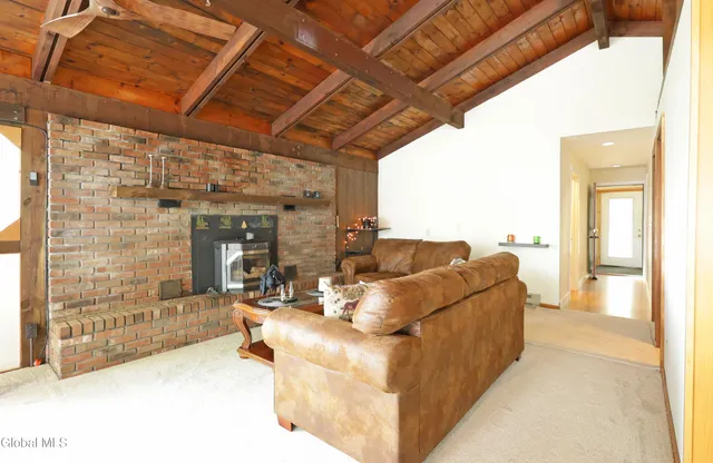 $1,170,000 | 23 Star Glint Way, Schroon Lake, NY 12870