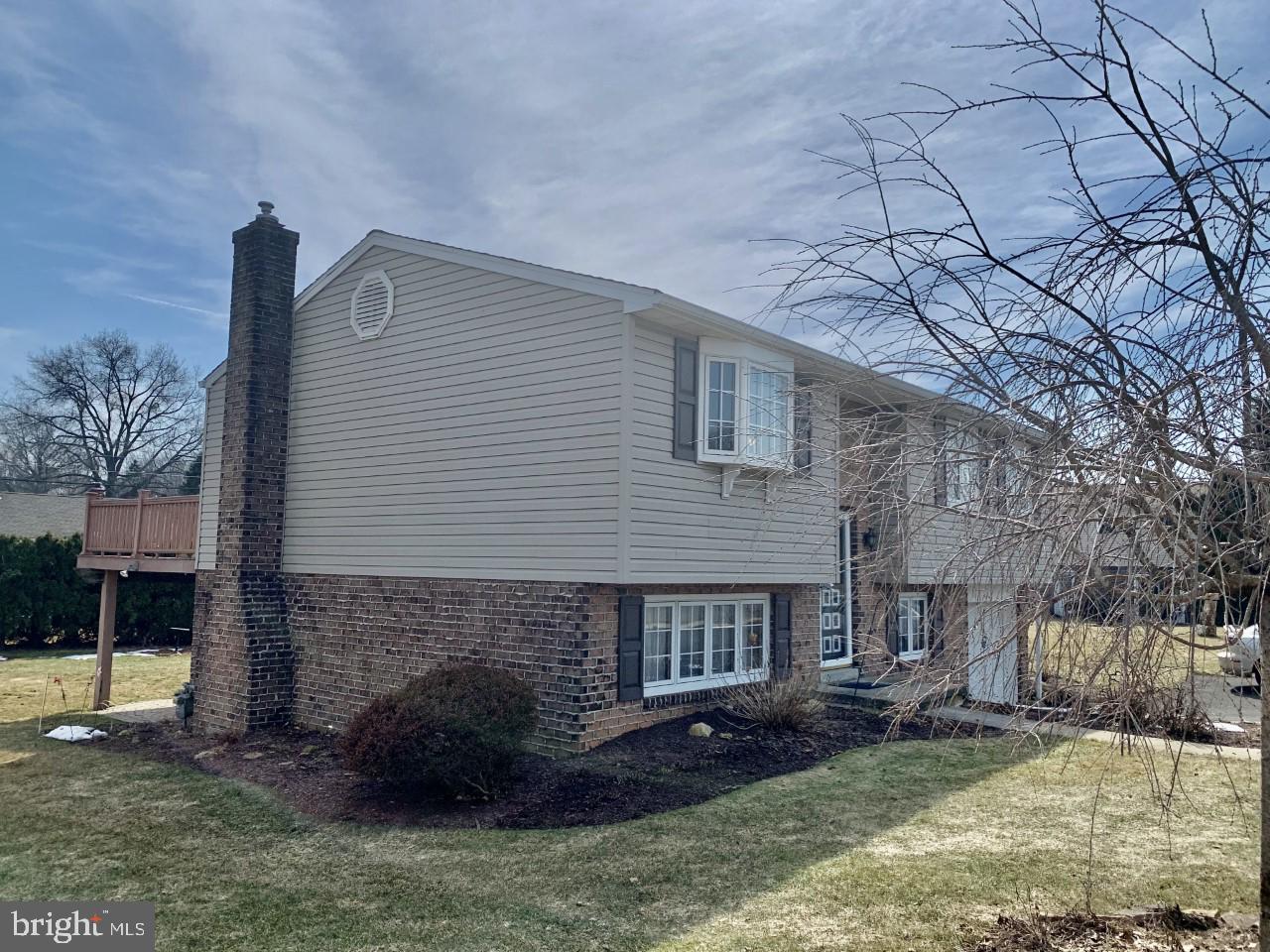 322 Egle Road Reading, PA 19601 - Photo 2 of 30 3 Bedrooms, 1.5 Bath, Huge Rear Deck, Great Room..