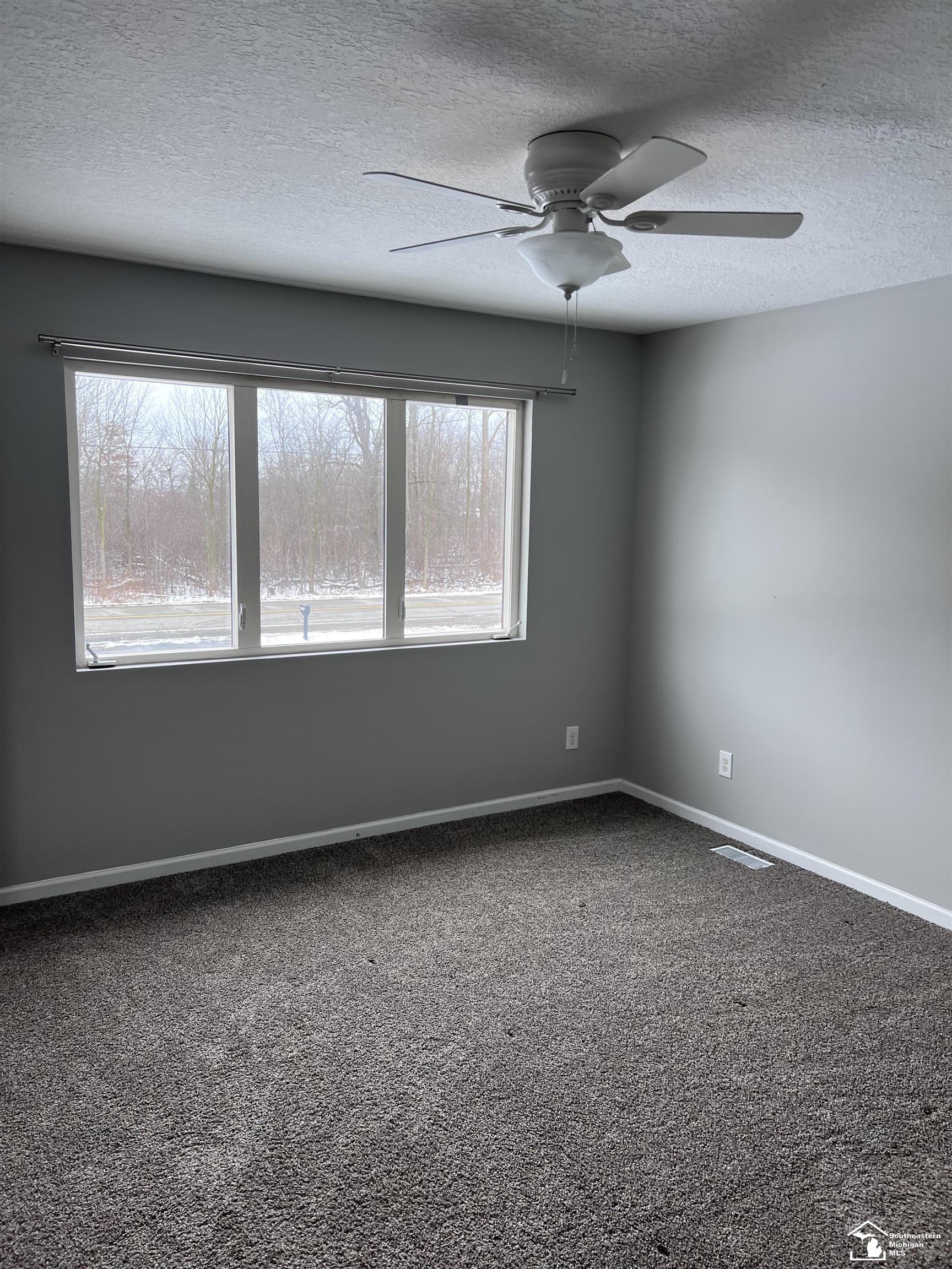 11343 Telegraph Road Erie, MI 48133 - Photo 2 of 17 Unit B
