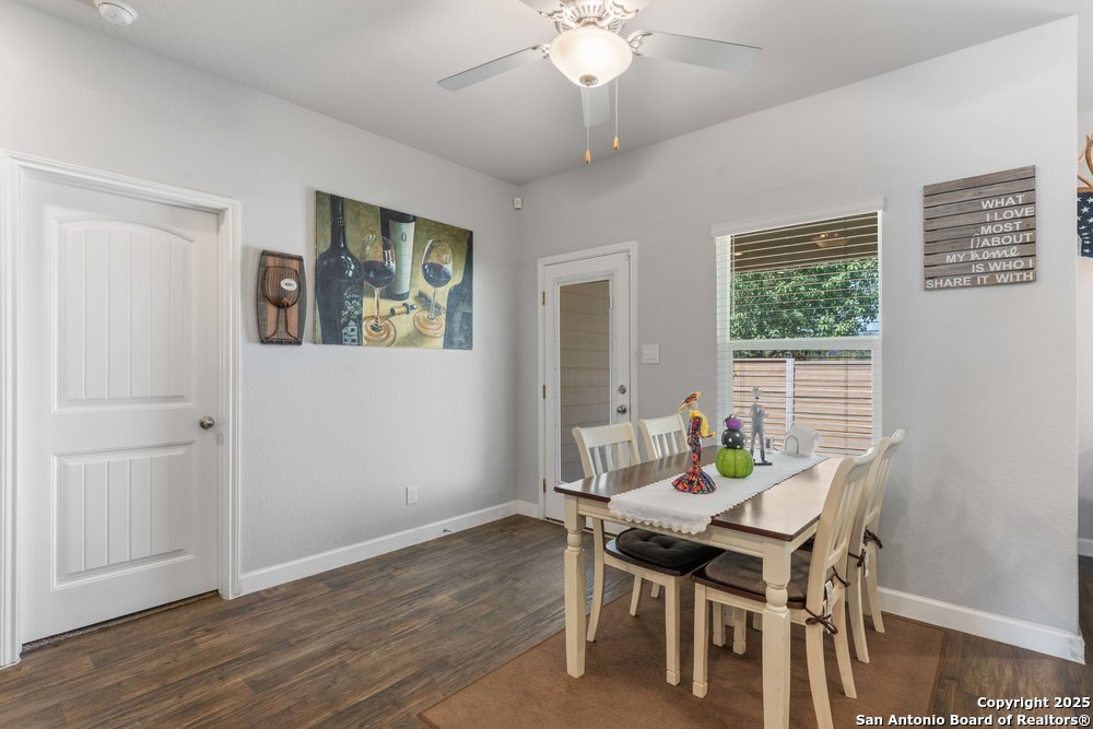 829 Margay Loop Seguin, TX 78155 - Photo 13 of 29