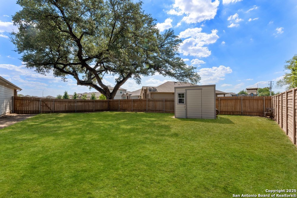 829 Margay Loop Seguin, TX 78155 - Photo 26 of 29