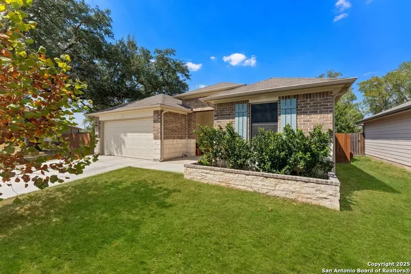 $1,775 | 829 Margay Loop, Seguin, TX 78155