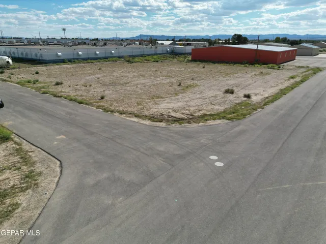 $150,000 | Pn-698575 Fabens Arpt, Fabens, TX 79838