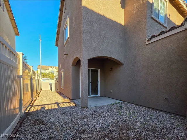 $2,200 | 939 Wembly Hills Place, Henderson, NV 89011