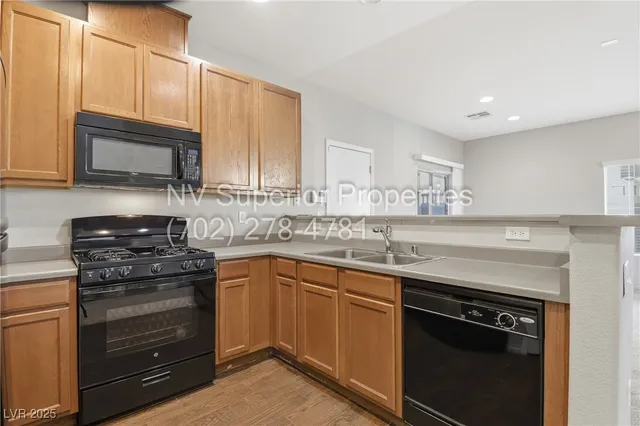 $2,200 | 939 Wembly Hills Place, Henderson, NV 89011