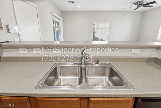 $2,200 | 939 Wembly Hills Place, Henderson, NV 89011