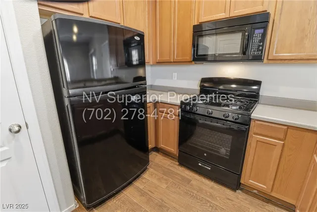 $2,200 | 939 Wembly Hills Place, Henderson, NV 89011