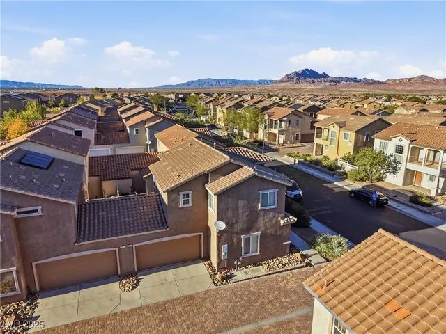 $2,200 | 939 Wembly Hills Place, Henderson, NV 89011