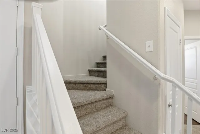 $2,200 | 939 Wembly Hills Place, Henderson, NV 89011