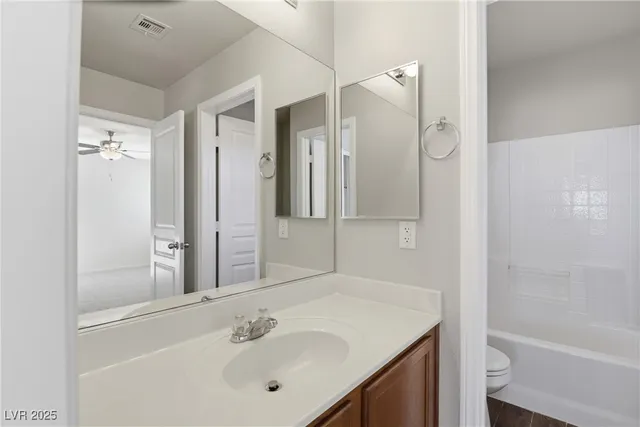 $2,200 | 939 Wembly Hills Place, Henderson, NV 89011