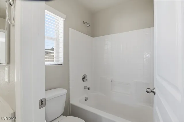 $2,200 | 939 Wembly Hills Place, Henderson, NV 89011