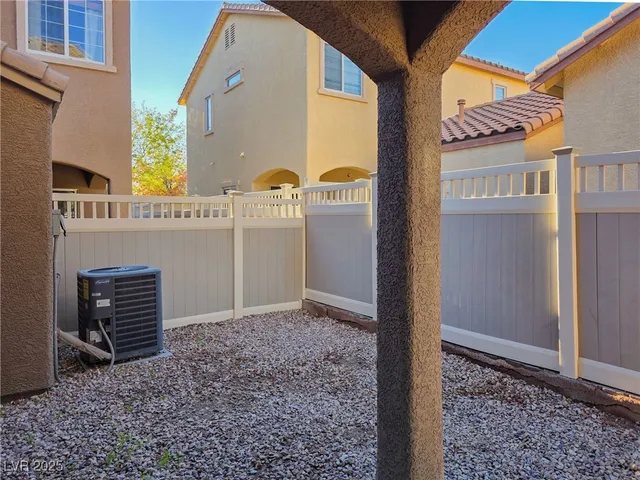 $2,200 | 939 Wembly Hills Place, Henderson, NV 89011