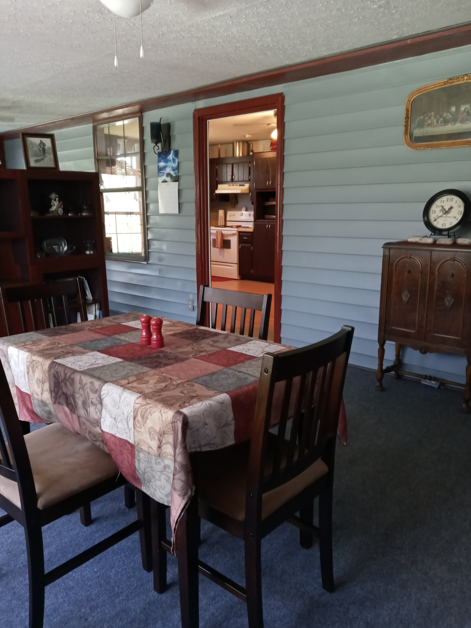 2628 Gideon Road Greenbrier, TN 37073 - Photo 15 of 40 a dining room with furniture and window