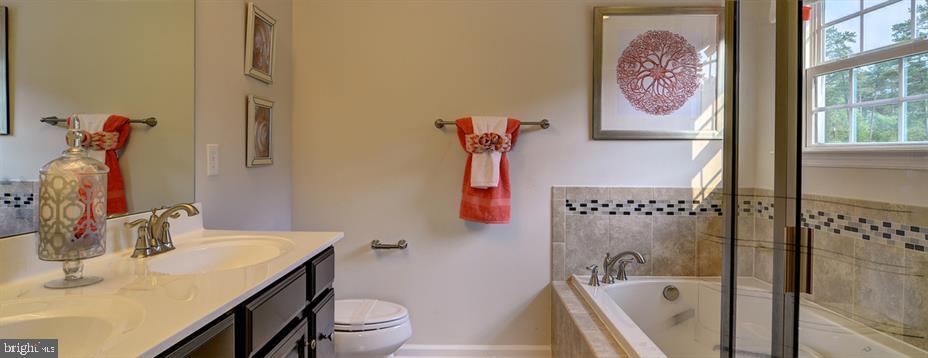 1264 Copper Beech Drive, Unit R4 York, PA 17403 - Photo 14 of 22