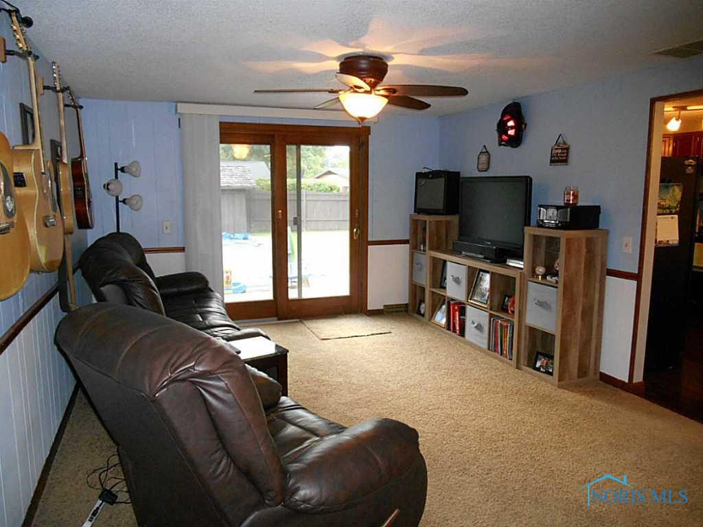 2214 Riviera Road Defiance, OH 43512 - Photo 11 of 15 Gallery Image 11
