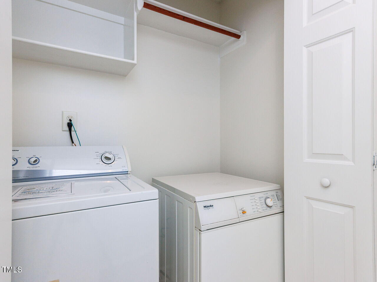 216 Deep Pool Court Benson, NC 27504 - Photo 14 of 37 a utility room with dryer and washer