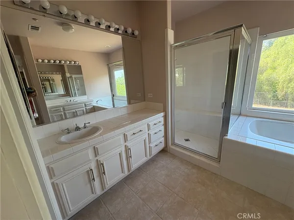 $4,595 | 524 Golden W Drive, Redlands, CA 92373