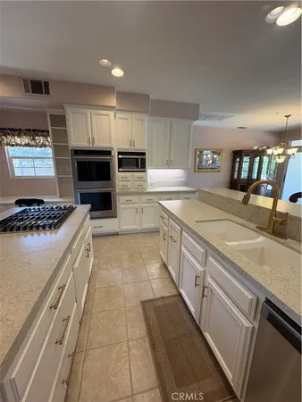 $4,595 | 524 Golden W Drive, Redlands, CA 92373