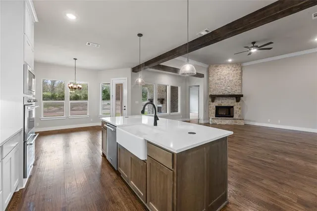 $675,050 | 1010 Julian Drive, Van Alstyne, TX 75495